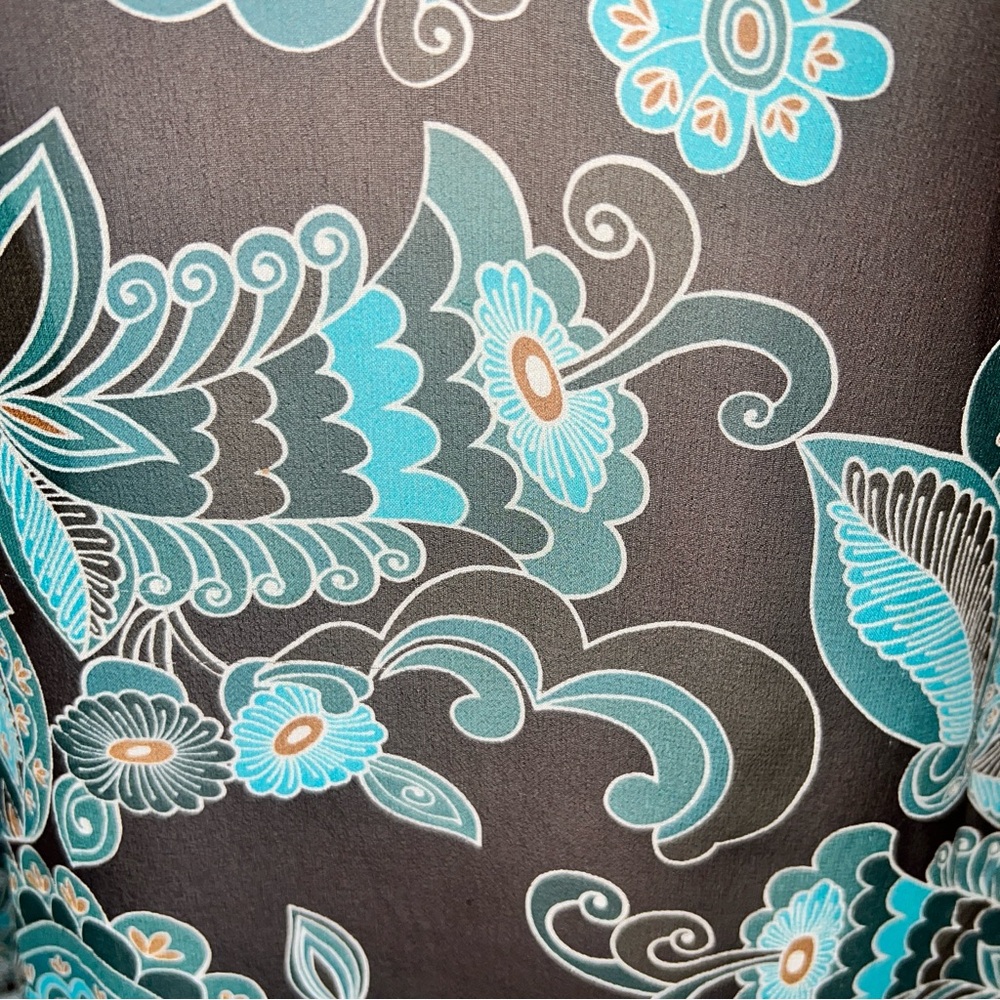 Trina Turk 100% Silk Blouse Black Teal Floral Sheer Long Sleeve Ruffle Size P - Picture 4 of 11